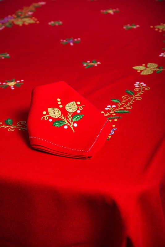 Mantel de Navidad. Bordado a mano en Lagartera - Imagen 2