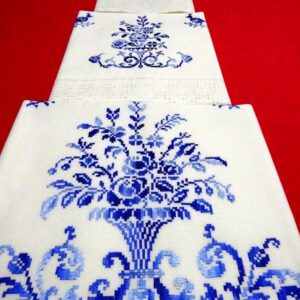 Juego de Toallas 3/piezas "Cestas Azul". Bordados de Lagartera